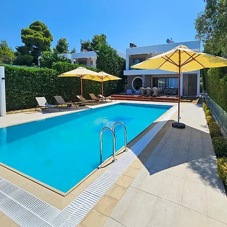 Luxurious 4-bedroom Anya With Private Pool In Kassandra, Halkidiki Villa *