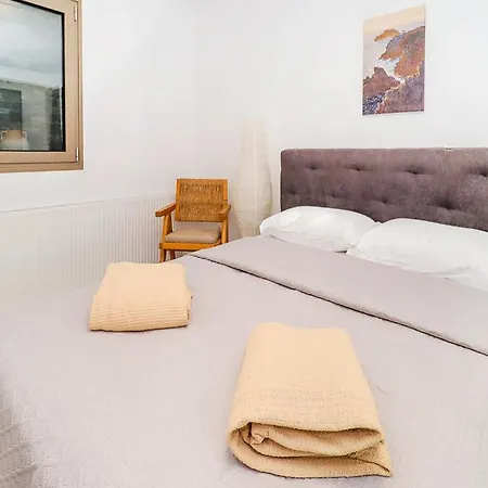 Luxurious 4-bedroom Anya With Private Pool In Kassandra, Halkidiki *