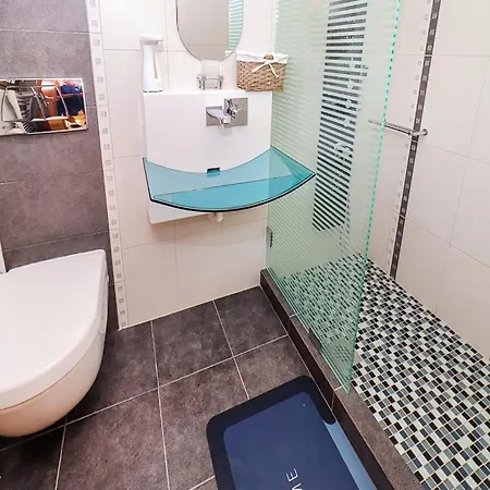 Luxurious 4-bedroom Anya With Private Pool In Kassandra, Halkidiki Paliouri